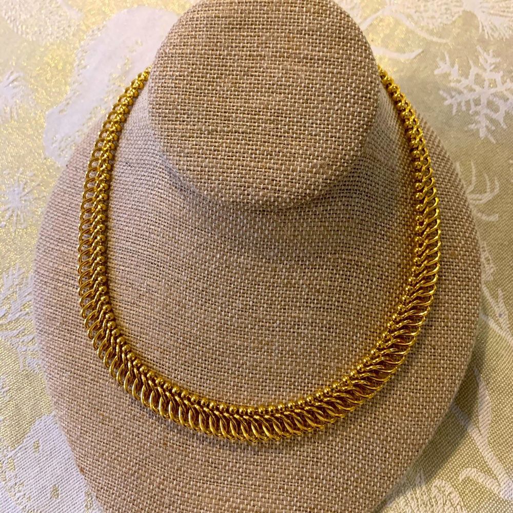 ✨ Classy Vintage Gold Necklace ✨